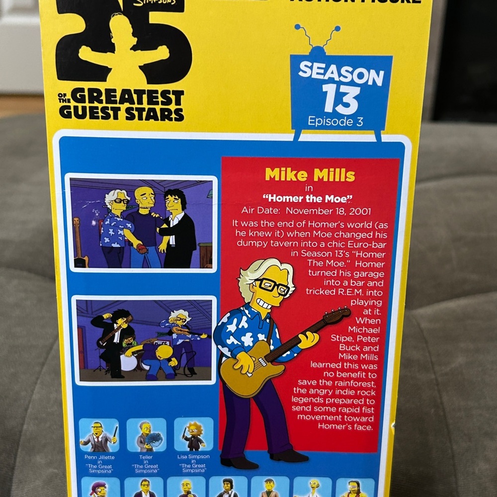 Simpsons Yellow & Blue Collectible Action Figure - Mike Mills (R.E.M.) - Picture 6 of 7